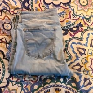 Levi's] light wash stretchy jeans Sz 29